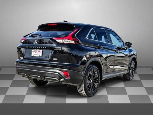 2022 Mitsubishi Eclipse Cross LE