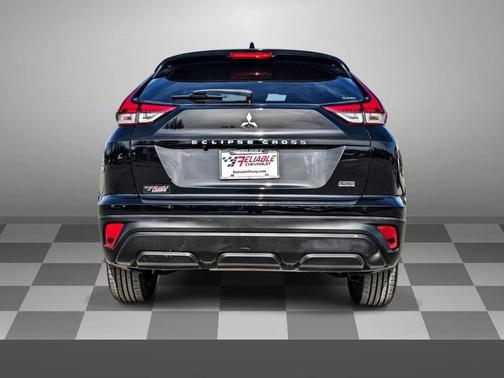 2022 Mitsubishi Eclipse Cross LE