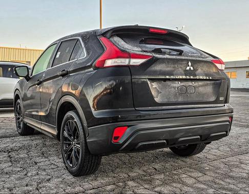 2022 Mitsubishi Eclipse Cross LE