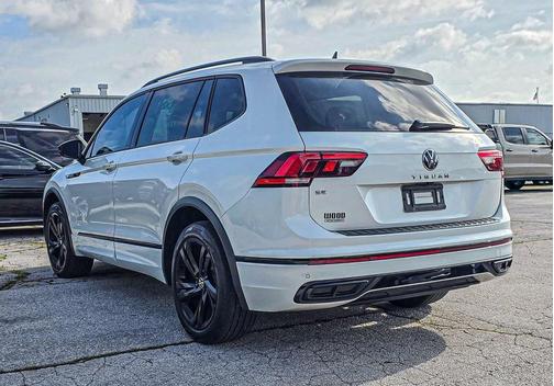 Opal White Pearl 2023 Volkswagen Tiguan 2.0T SE R-Line Black