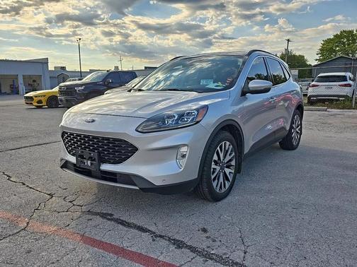 2020 Ford Escape Titanium