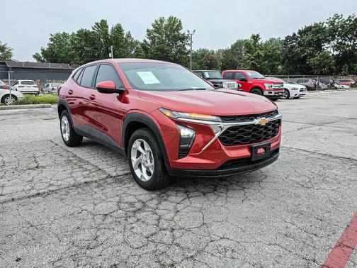 2024 Chevrolet Trax LS