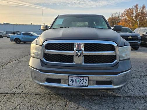 2017 RAM 1500 SLT