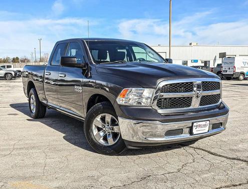 2017 RAM 1500 SLT