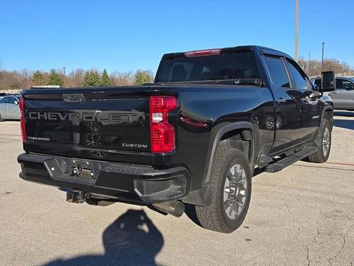 2022 Chevrolet Silverado 2500 Custom