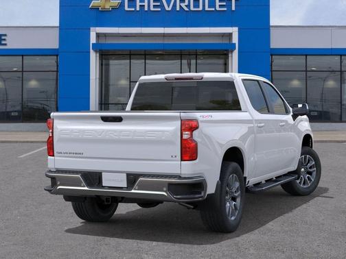 Summit White 2026 Chevrolet Silverado 1500 LT