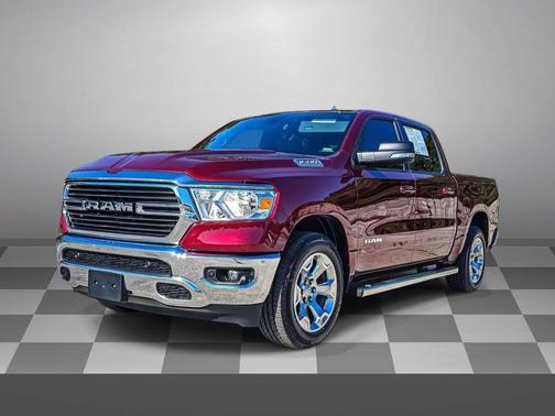 Delmonico Red Pearlcoat 2021 RAM 1500 Big Horn/Lone Star