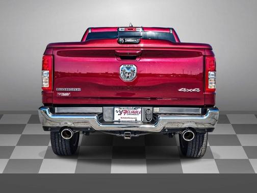 Delmonico Red Pearlcoat 2021 RAM 1500 Big Horn/Lone Star
