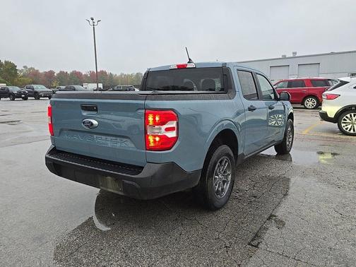2022 Ford Maverick XL