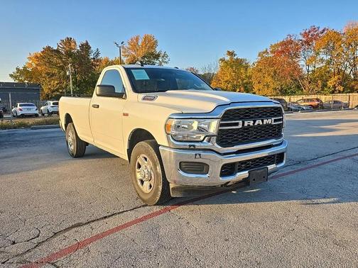 2022 RAM 2500 Tradesman Regular Cab 4x2 8' Box