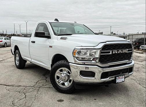 2022 RAM 2500 Tradesman Regular Cab 4x2 8' Box
