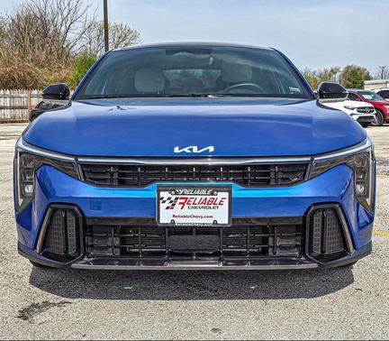 Wave Blue 2025 Kia K4 GT-Line