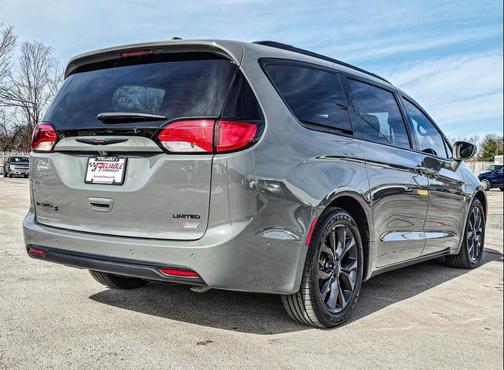 2020 Chrysler Pacifica Red S Edition