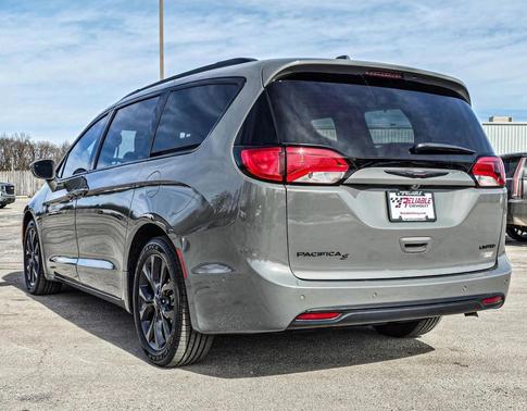 2020 Chrysler Pacifica Red S Edition
