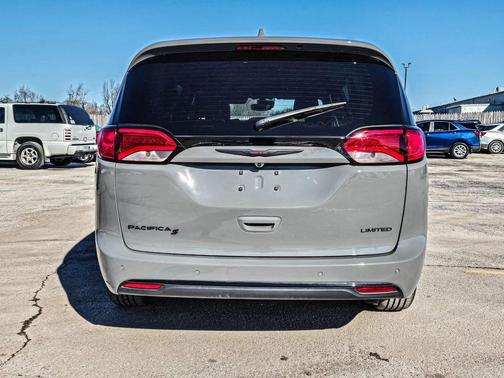 2020 Chrysler Pacifica Red S Edition