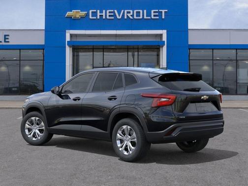 Mosaic Black Metallic 2026 Chevrolet Trax LS