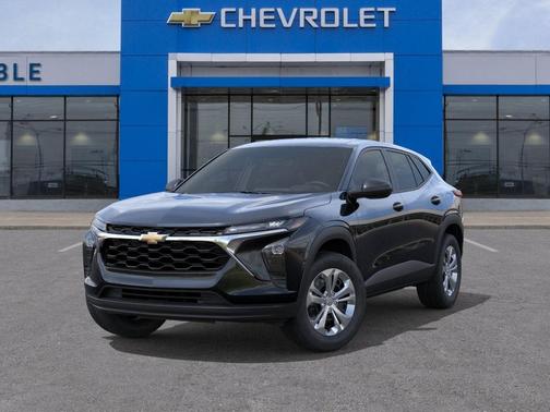 Mosaic Black Metallic 2026 Chevrolet Trax LS