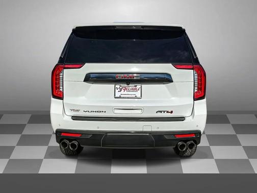 2022 GMC Yukon 4WD AT4