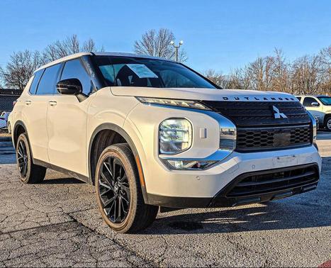 2023 Mitsubishi Outlander SEL Black Edition S-AWC
