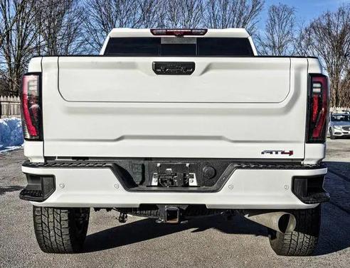 2024 GMC Sierra 2500 AT4