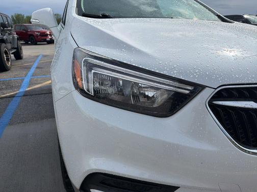 White Frost Tricoat 2017 Buick Encore Preferred