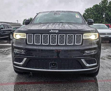 Diamond Black Crystal Pearlcoat 2017 Jeep Grand Cherokee Summit