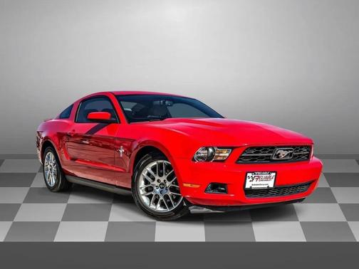 2012 Ford Mustang V6