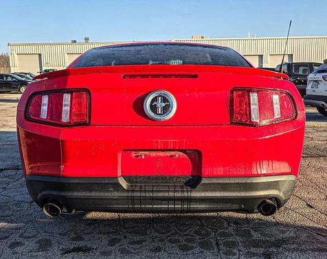 2012 Ford Mustang V6