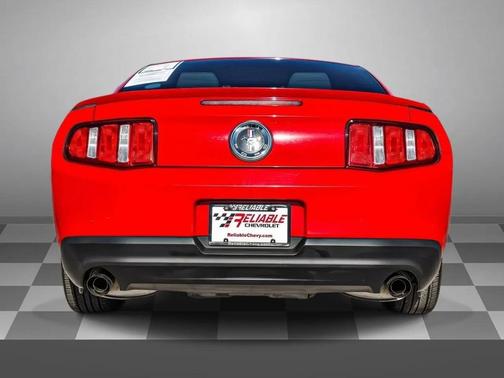 2012 Ford Mustang V6