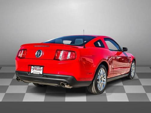 2012 Ford Mustang V6