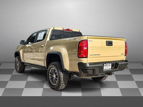Sand Dune Metallic 2022 Chevrolet Colorado ZR2