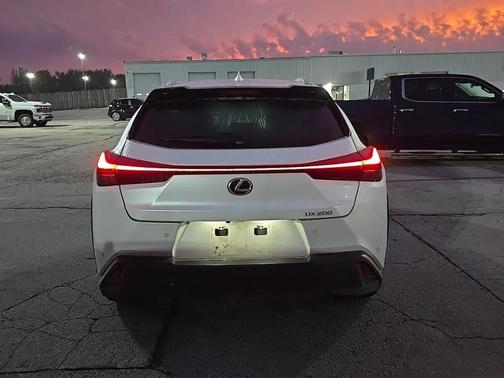2022 Lexus UX 200 Base