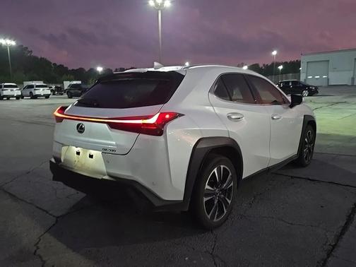 2022 Lexus UX 200 Base