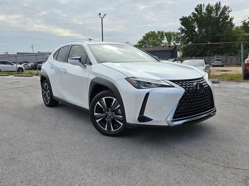 2022 Lexus UX 200 Base