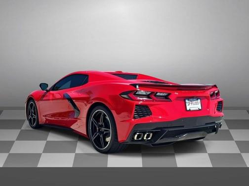 Torch Red 2022 Chevrolet Corvette Stingray w/2LT