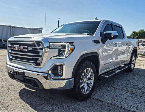 White Frost Tricoat 2021 GMC Sierra 1500 SLT