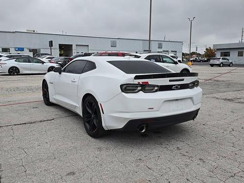 2022 Chevrolet Camaro RWD Coupe LT1