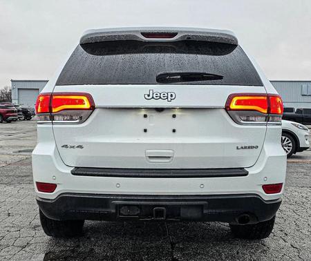 2020 Jeep Grand Cherokee Laredo