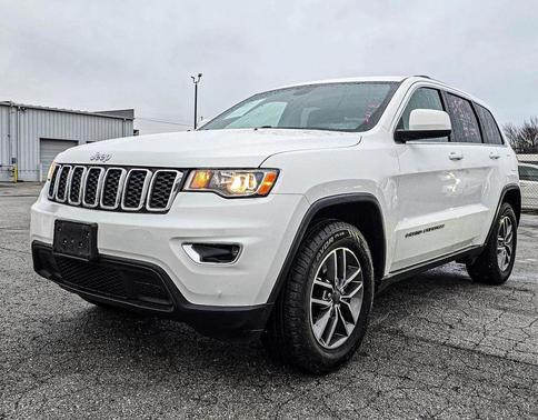 2020 Jeep Grand Cherokee Laredo