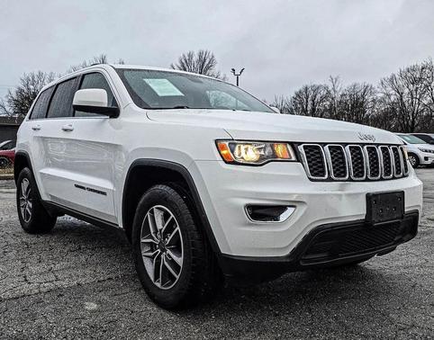 2020 Jeep Grand Cherokee Laredo