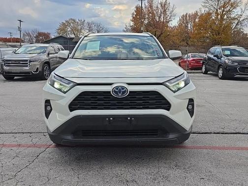 2022 Toyota RAV4 Hybrid XLE Premium