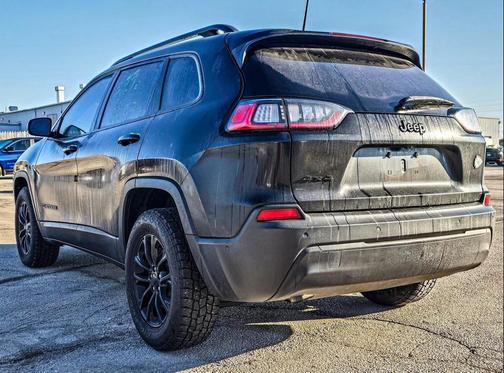 2023 Jeep Cherokee Altitude
