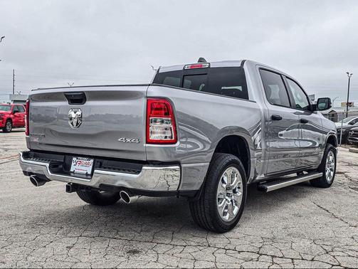 Billet Silver Metallic Clearcoat 2023 RAM 1500 Big Horn/Lone Star