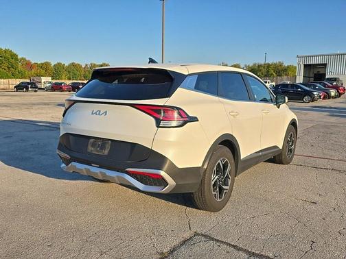 2024 Kia Sportage LX