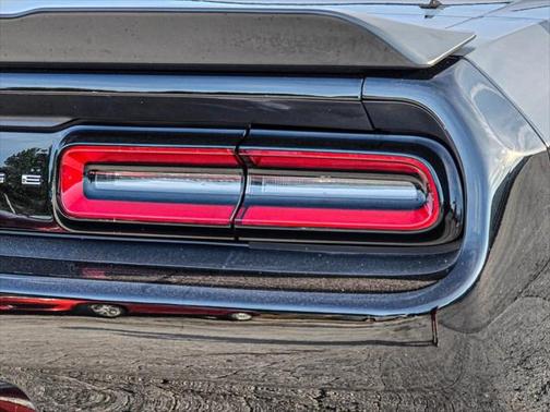 2016 Dodge Challenger R/T Scat Pack
