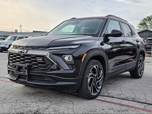Mosaic Black Metallic 2025 Chevrolet Trailblazer RS