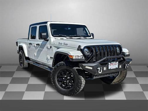 2022 Jeep Gladiator Altitude 4x4
