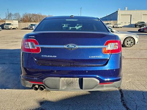 2011 Ford Taurus Limited