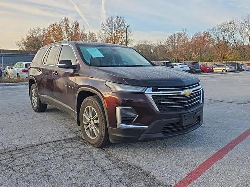 2023 Chevrolet Traverse LT Cloth