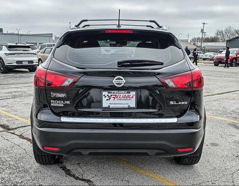 2017 Nissan Rogue Sport SL